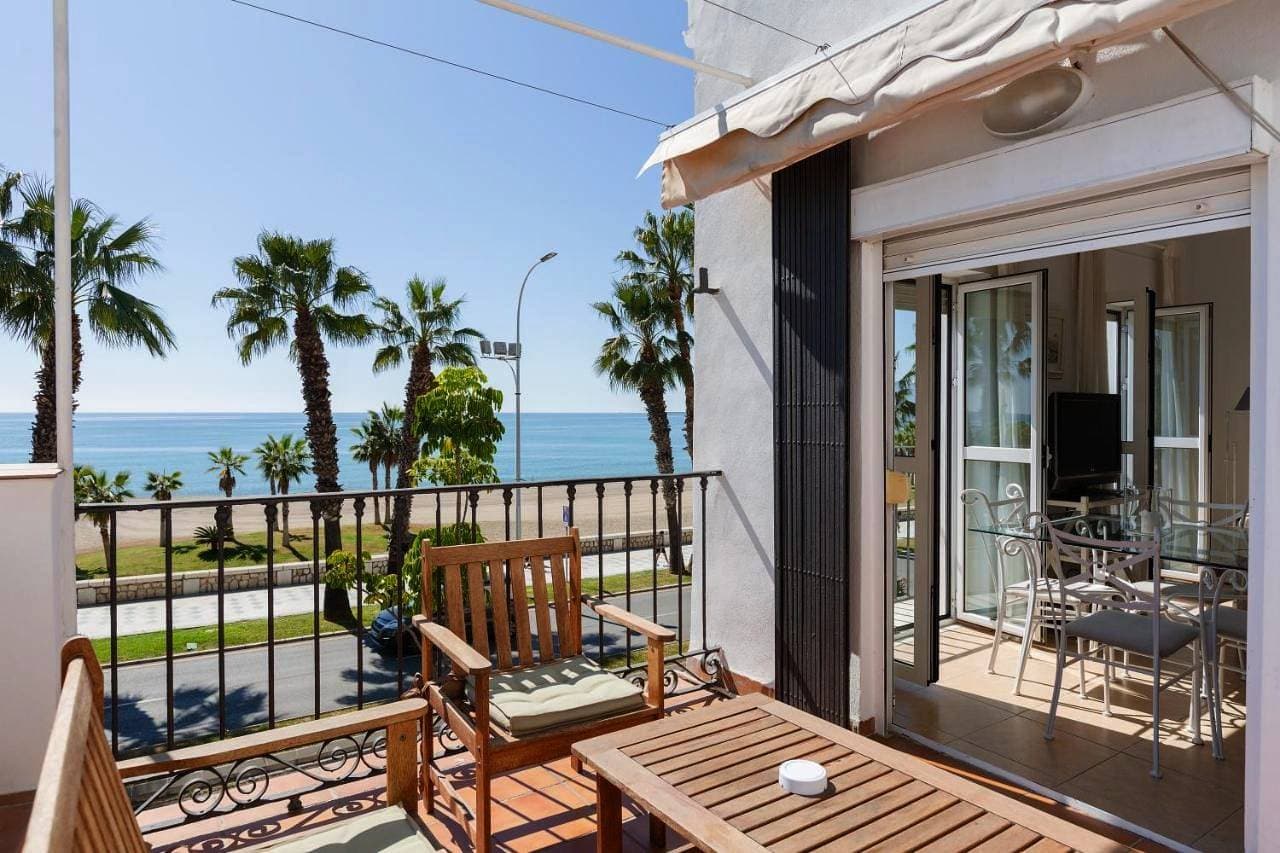 Apartamento con encanto en primera linea de playa 1