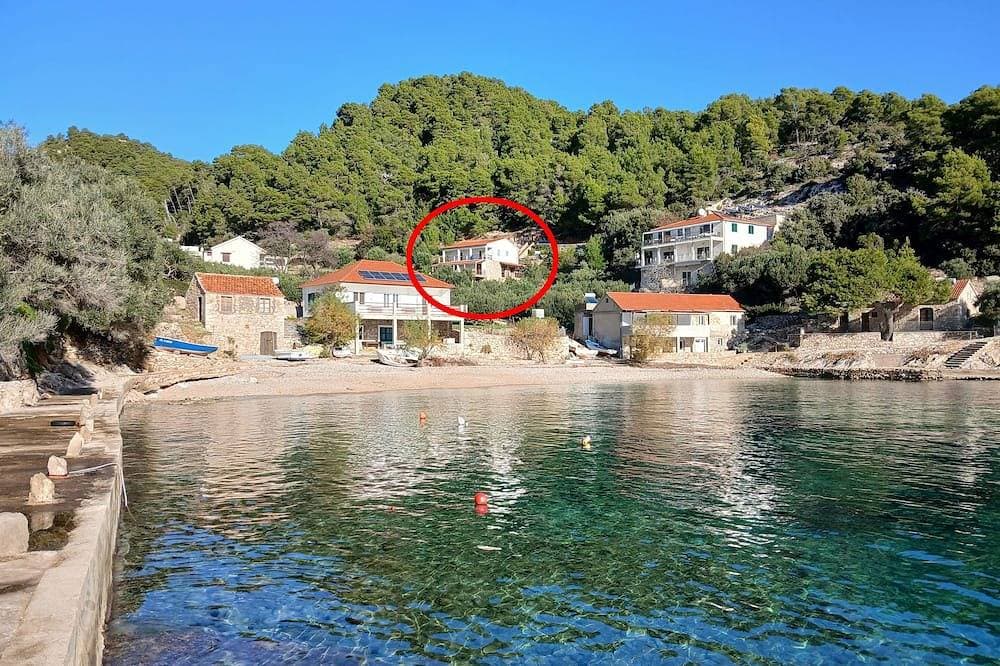 Foto 4 von 14: Studio Appartement mit Terrasse und Meerblick Bucht Torac, Hvar
