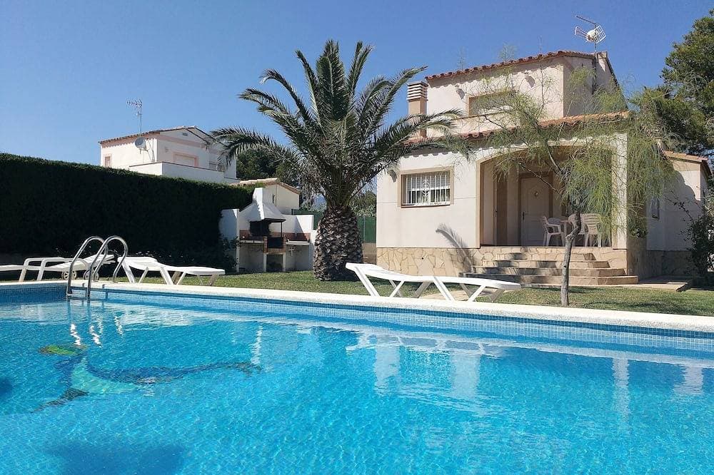 Freistehende Villa für 6 Personen mit privatem Pool in Las Tres Calas 1