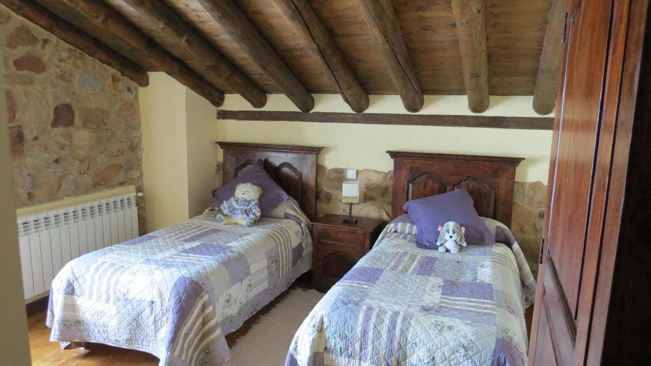 Foto 5 von 63: Five-Bedroom House
