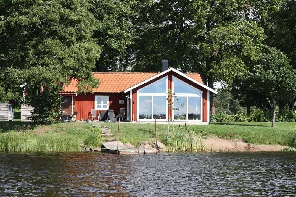 Herrliche Hütte nur wenige Meter vom Wasser 1