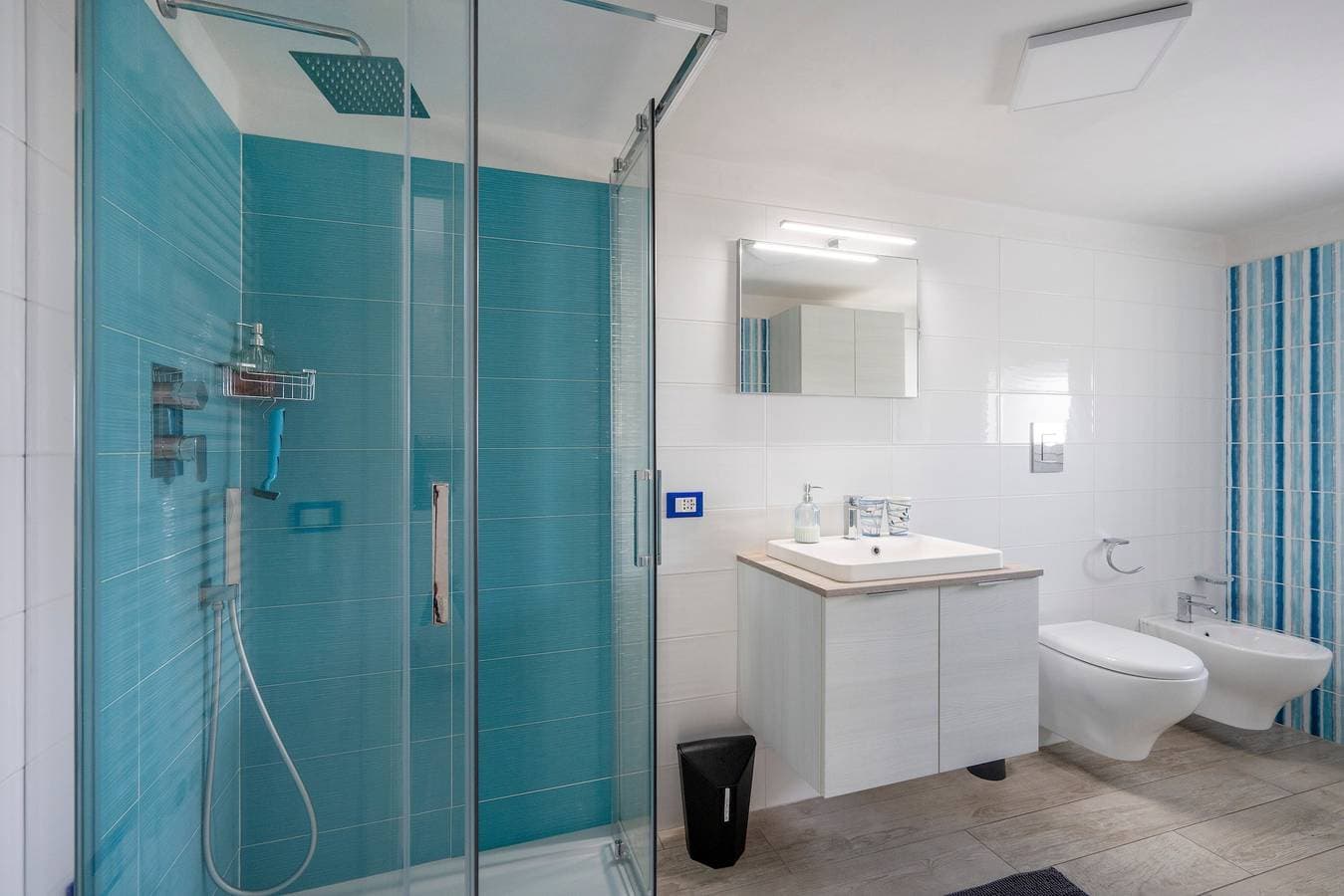Foto 13 von 20: Ferienwohnung "Gufo Di Mare - Celeste" mit Meerblick und privater Terrasse