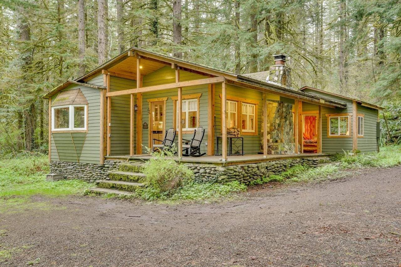 Eva's Cottage - Romancing the River 1