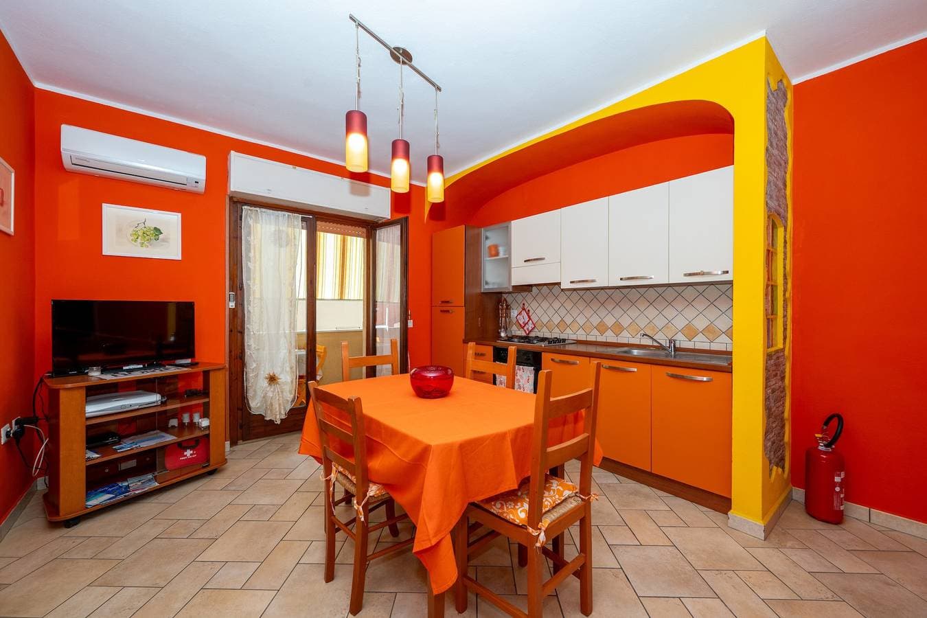 Foto 3 von 20: Ferienwohnung 'Arancio' – Komfort in La Maddalena für 5 Personen