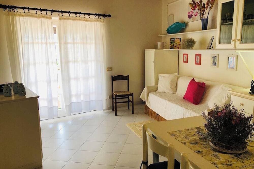 Foto 6 von 19: Three-room apartment Oleander 80 mt beach Porto Taverna