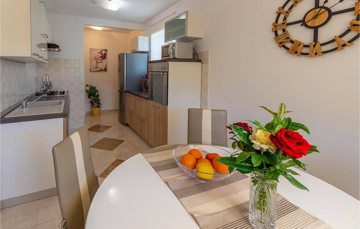 Foto 9 von 40: Apartment mit Meerblick, Pool, Terrasse und WLAN – 1000 m vom Strand entfernt