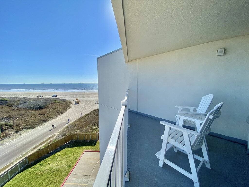 Foto 5 von 11: Sandcastle Condominiums Unit 502