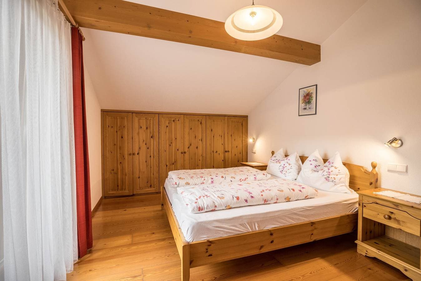 Foto 6 von 20: Gemütliche Ferienwohnung "Arnika - Mesnerhof" mit Bergblick, WLAN, Balkon & Garten