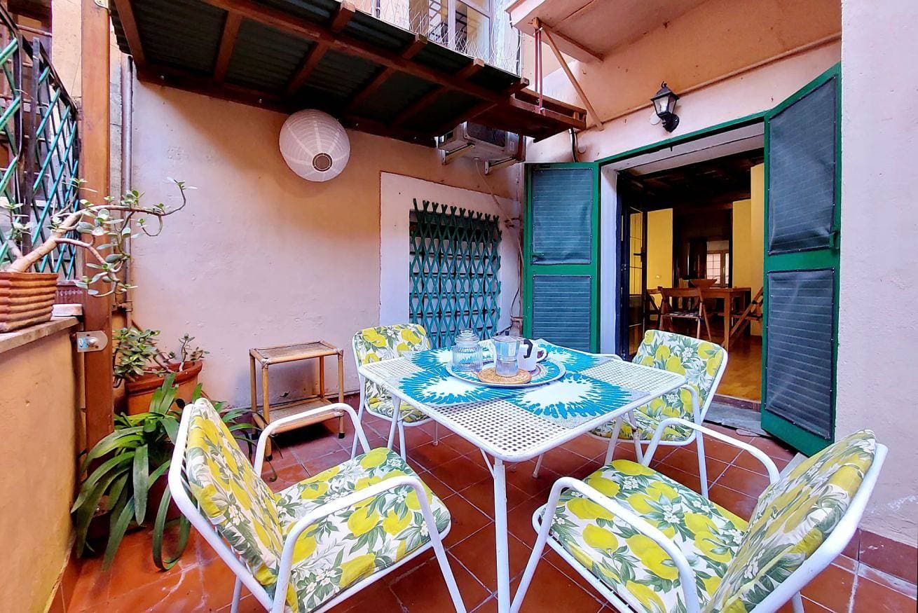 Foto 5 von 28: Ferienwohnung für 4 Personen mit Balkon/Terrasse