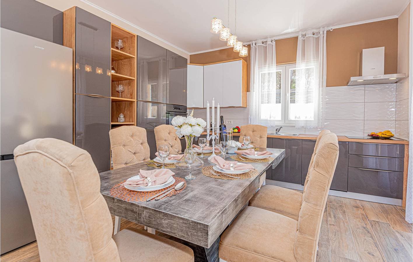 Foto 9 von 44: Gemütliche Ferienwohnung in Küstennähe mit Pool und Terrasse, 1,5 km von Zaboric entfernt