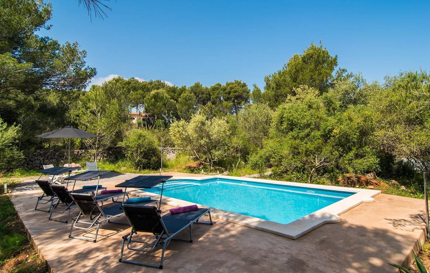 Foto 5 von 26: Appartement am Strand mit Pool und Terrasse