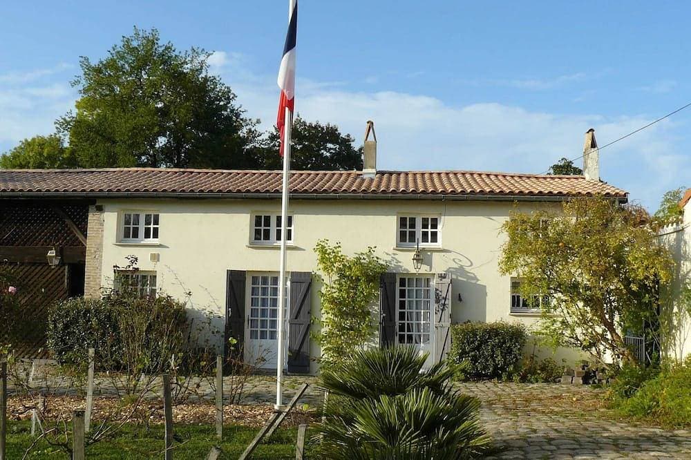 Foto 8 von 24: Homerez - Villa in Arsac mit Pool