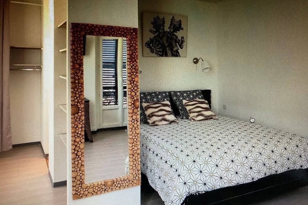 Foto 3 von 8: Auberge Sainte Marguerite - Zimmer \"Pine de Galle\"