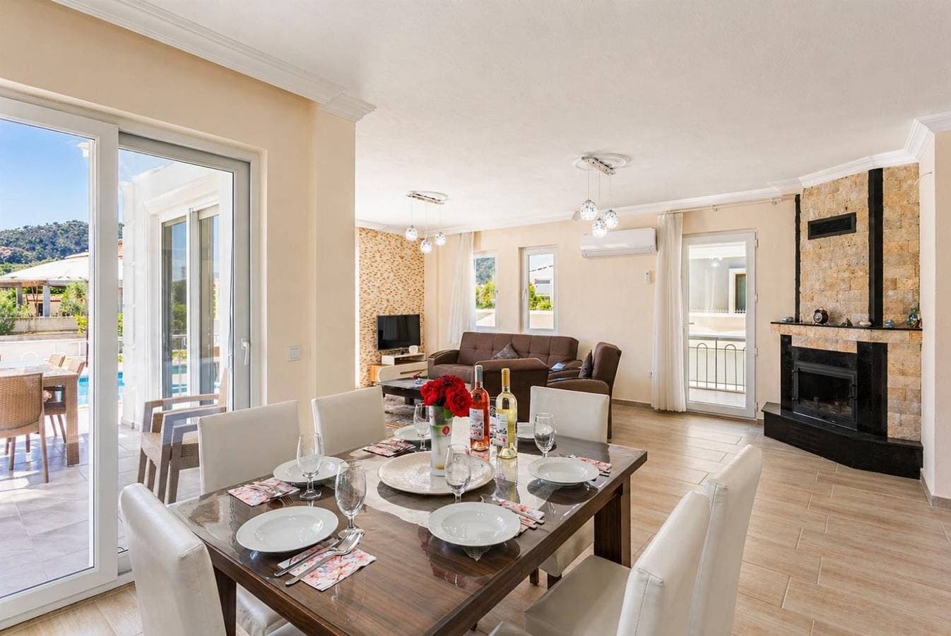 Foto 9 von 28: Villa für 8 Personen mit Terrasse