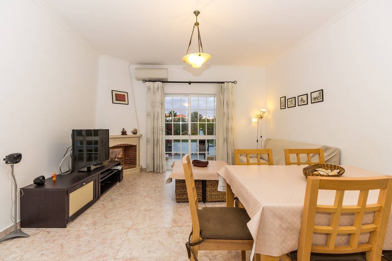 3 Schlafzimmer Villa mit Terrasse in Praia da Manta Rota by AlgarveManta (2V3) 1