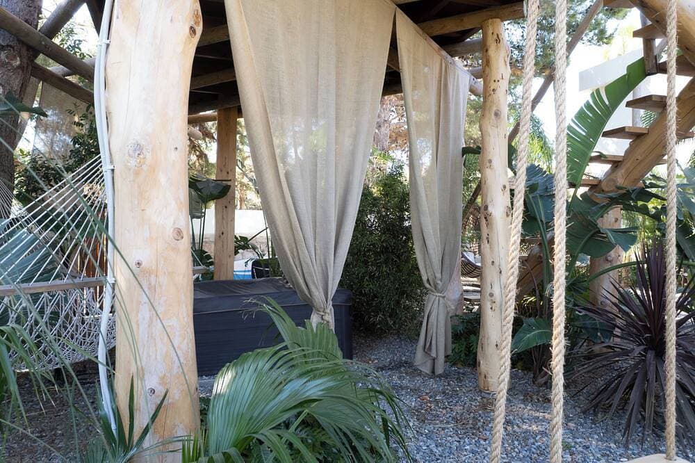 Foto 13 von 27: Zen Tree Suite with Jacuzzi | D Palm Premium Living