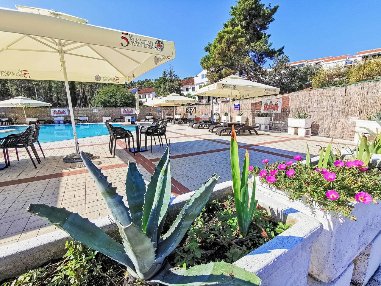 Foto 8 von 41: Apartment Bella mit Balkon und Terrasse in Necujam
