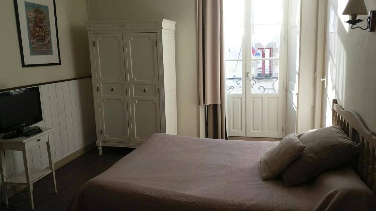 Foto 9 von 14: Double Room with Private Bathroom