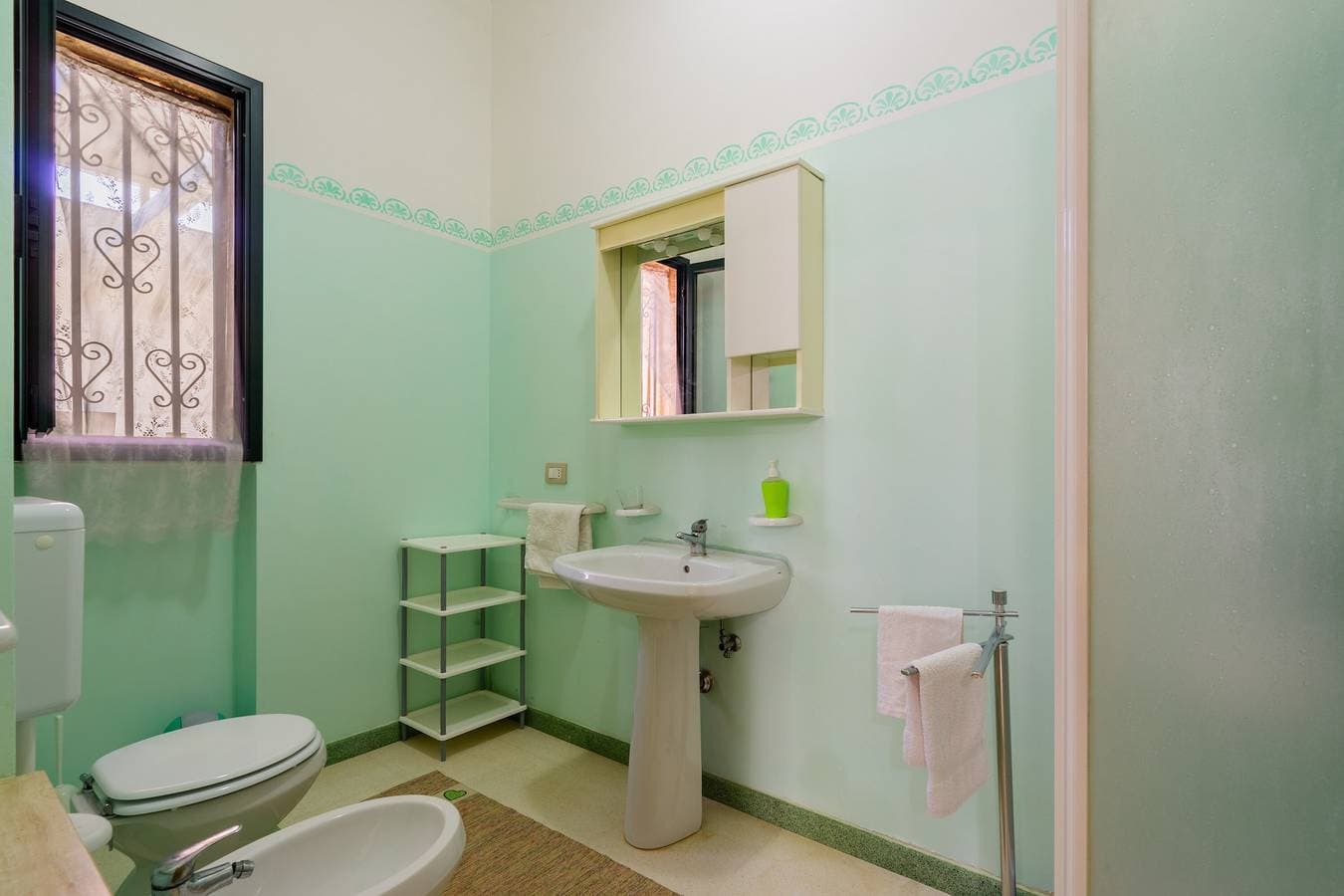 Foto 9 von 28: Ferienwohnung "Domus Mea Salento Arazzo Giallo" mit Gemeinschaftspool, Terrasse und WLAN