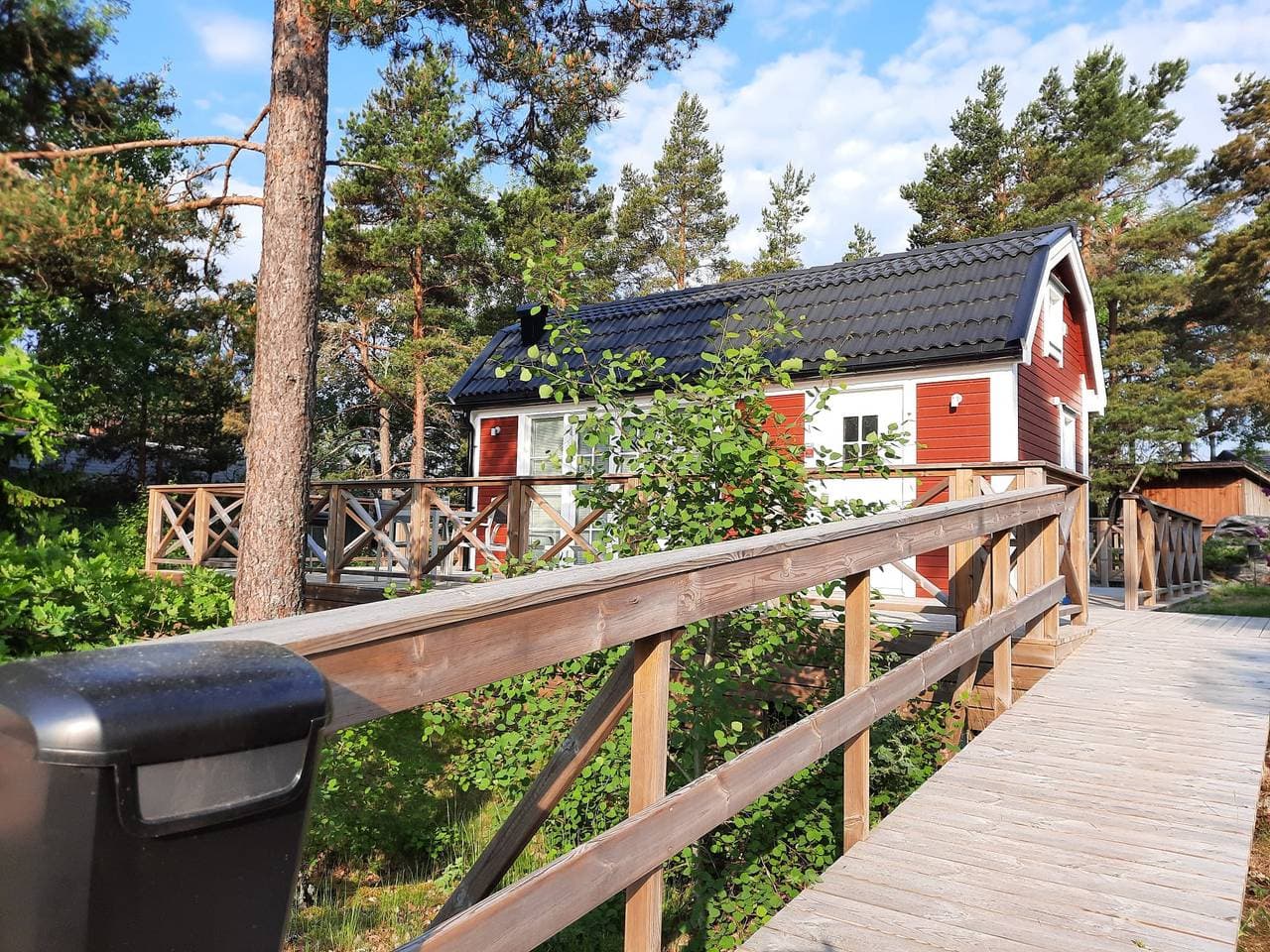 Modernes Ferienhaus mit Internet unweit vom Meer und vor den Türen Stockholms 1