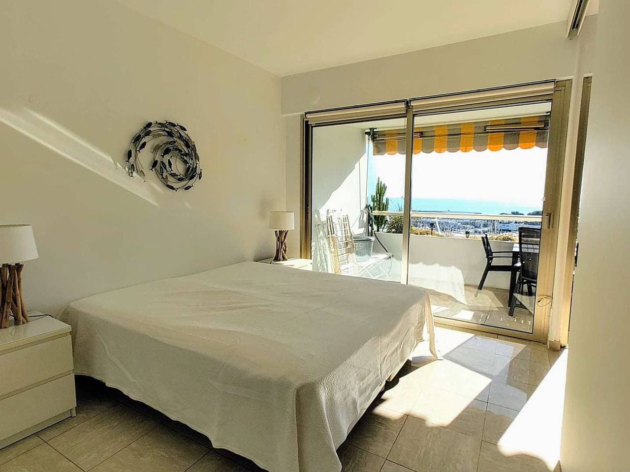 Foto 13 von 22: Modernes Apartment für 4 mit Klimaanlage und Parkplatz, Villeneuve-Loubet Strand