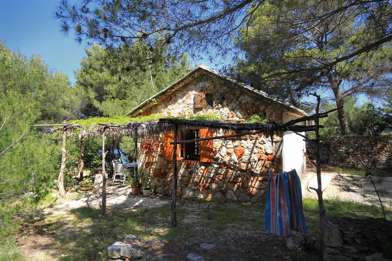 Foto 6 von 30: 1-Zimmer-Haus am Strand Bucht Grebisce, Hvar
