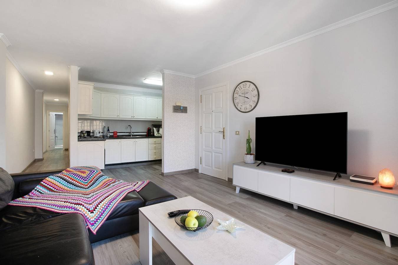 Foto 4 von 27: Ferienwohnung 'Las Teresitas Beach' mit Bergblick, Balkon und WLAN