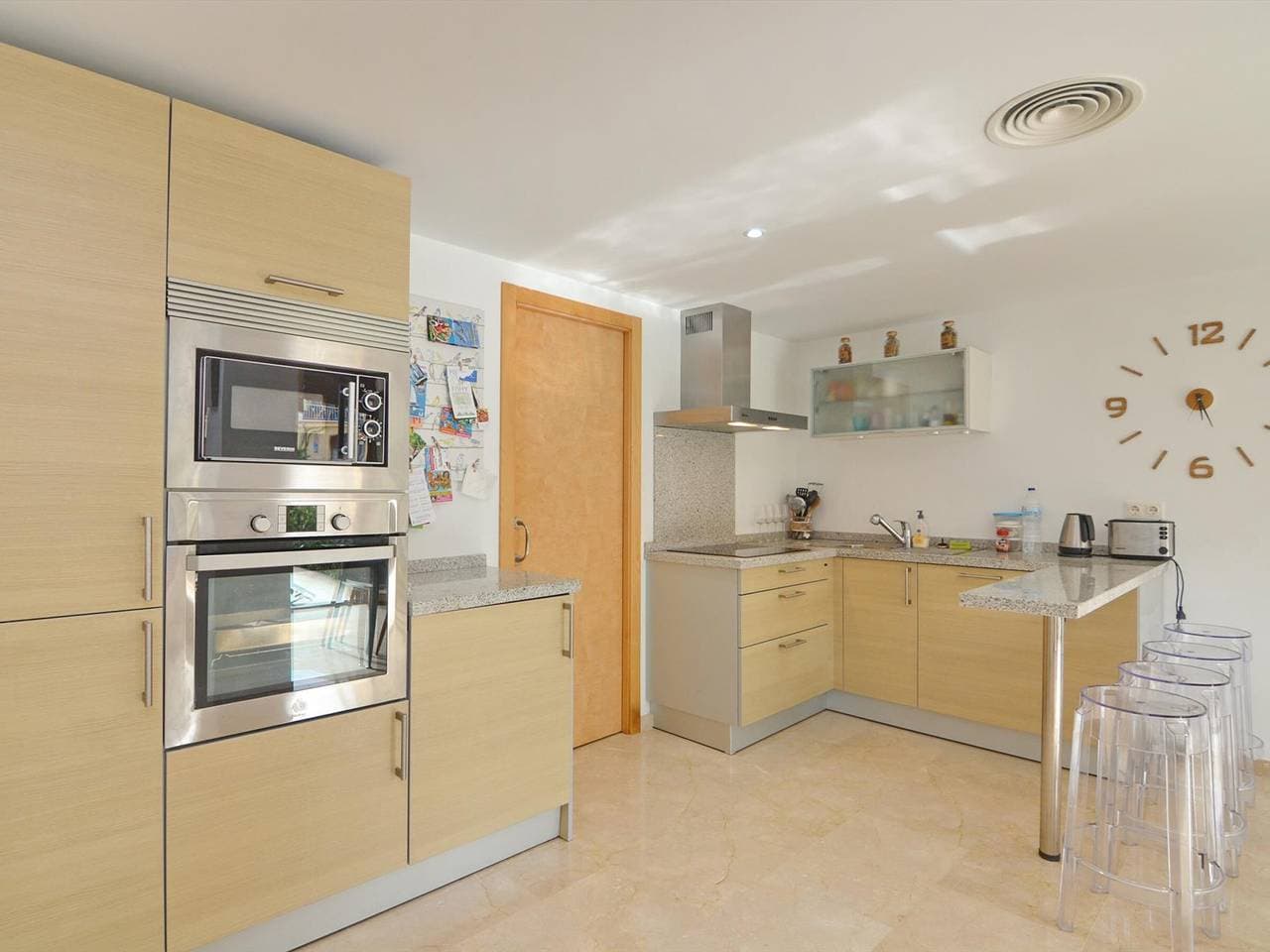 Foto 6 von 35: Modernes Haus in Benissa mit Pool, WLAN, Parkplatz und Klimaanlage