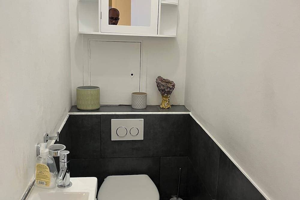 Foto 8 von 22: Spacious 2-room apartment with parking in Paris La Défense overlooking the Eiffel Tower