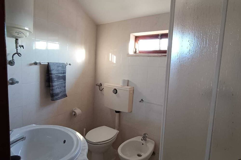 Foto 8 von 30: Apartamento Delfino T0 2 Camas