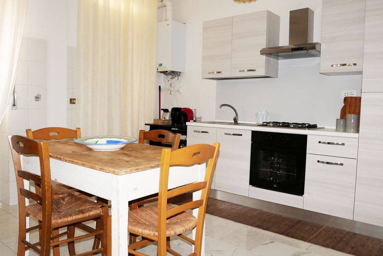 Foto 2 von 49: Ferienwohnung für 4 Personen mit Garten