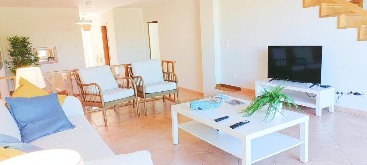 Foto 4 von 27: Three-Bedroom Villa