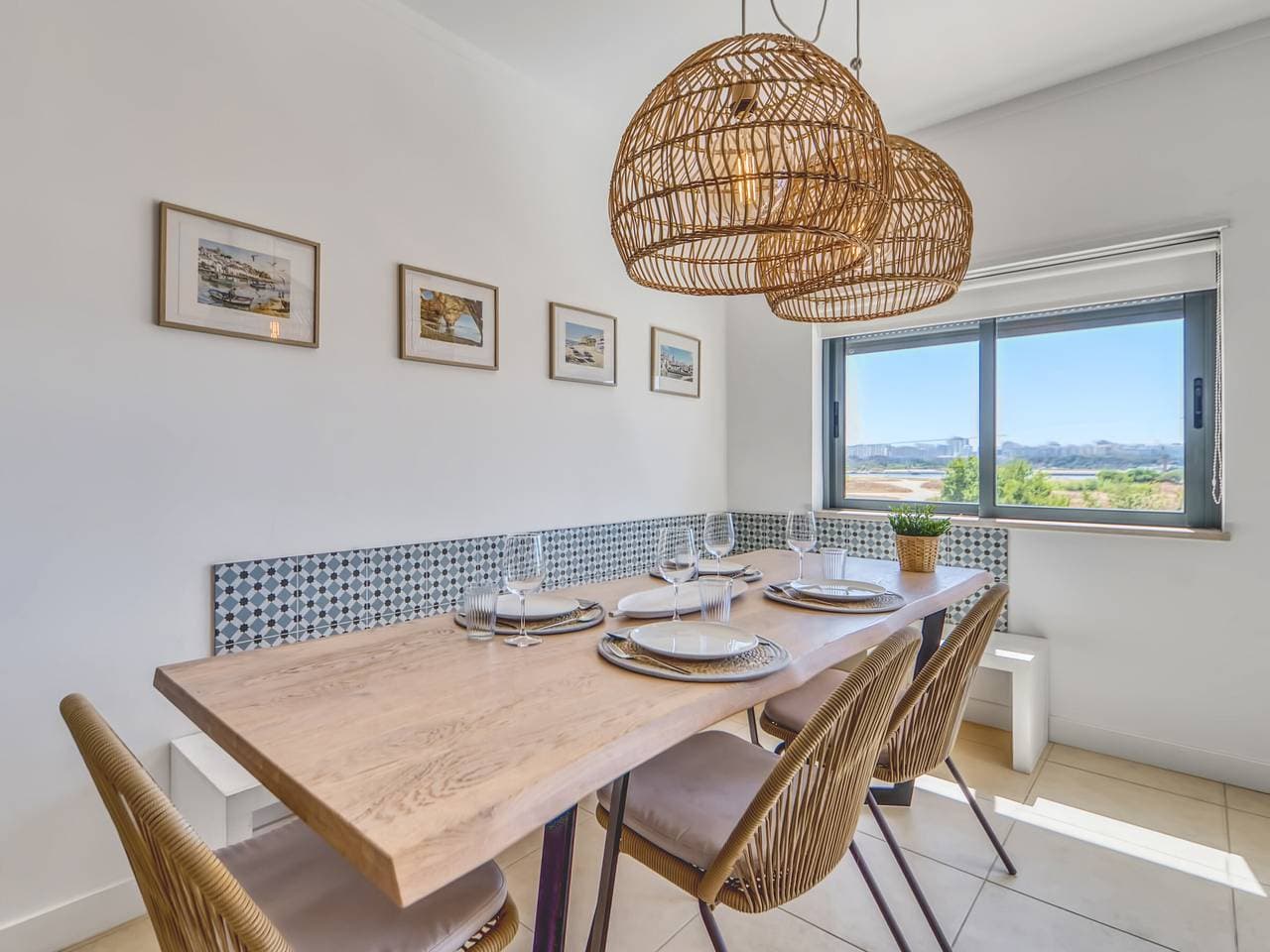 Foto 5 von 34: Haus Terrasse mit Panoramablick - 8 Pers.