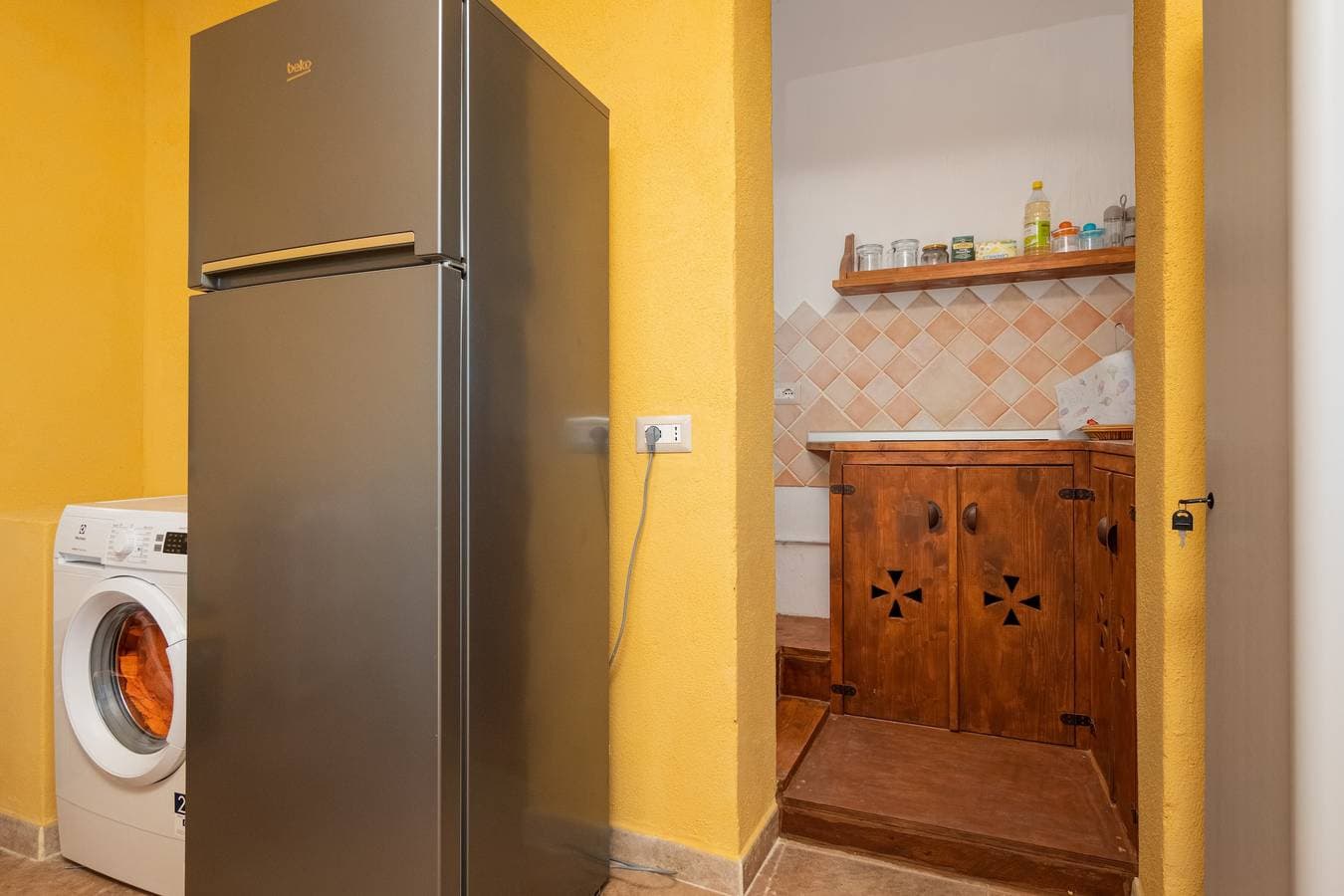 Foto 12 von 26: Ferienhaus 'Seahouserent' mit großer Meerblick-Terrasse, Garten und WLAN
