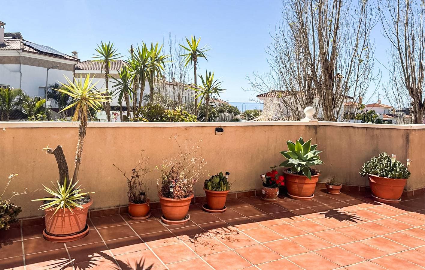 Foto 11 von 30: Torreblanca Oase: 80m² mit AC, Pool & Terrasse