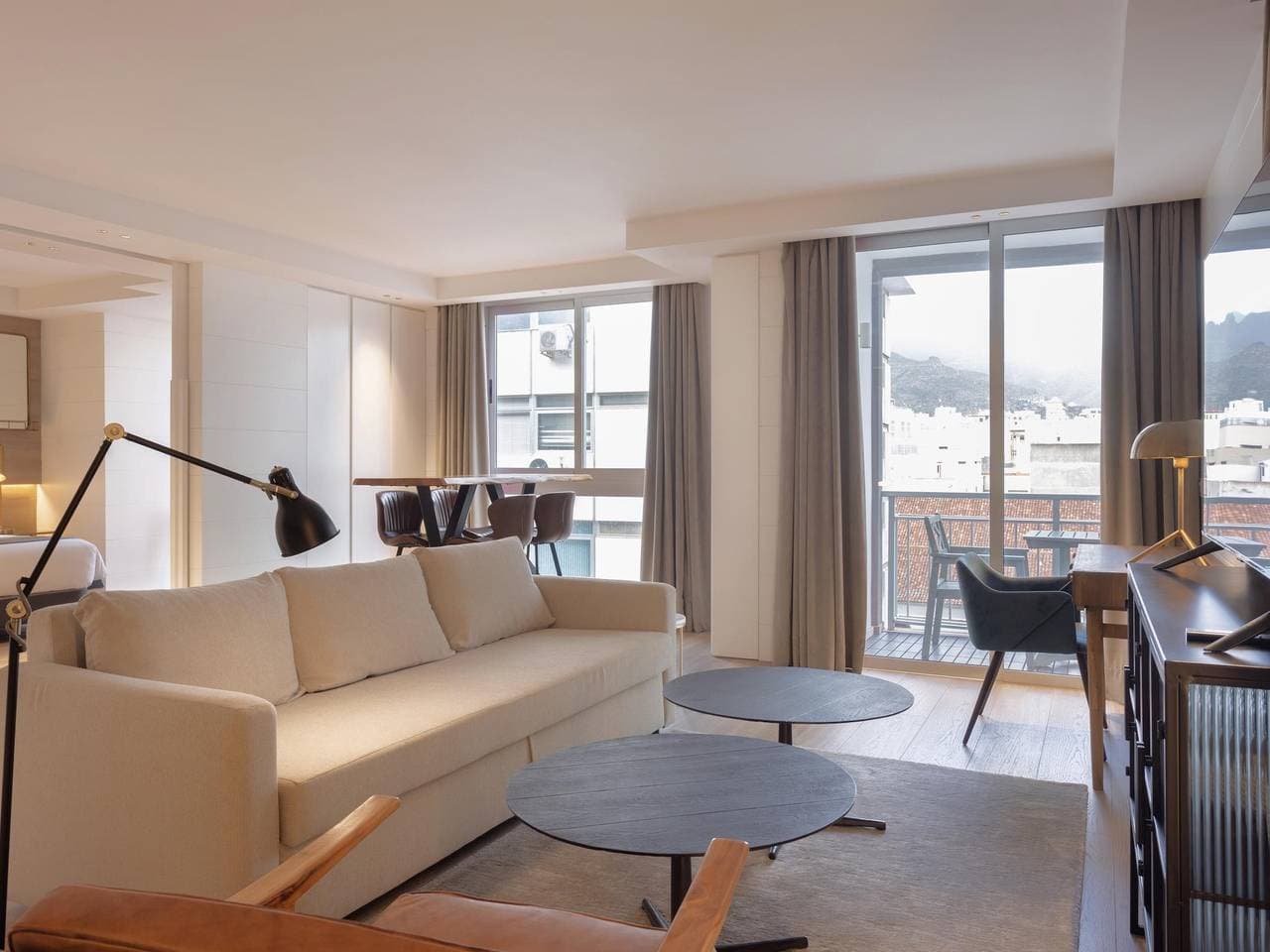 Foto 11 von 22: Chayofa Suites, direkt im Stadtzentrum