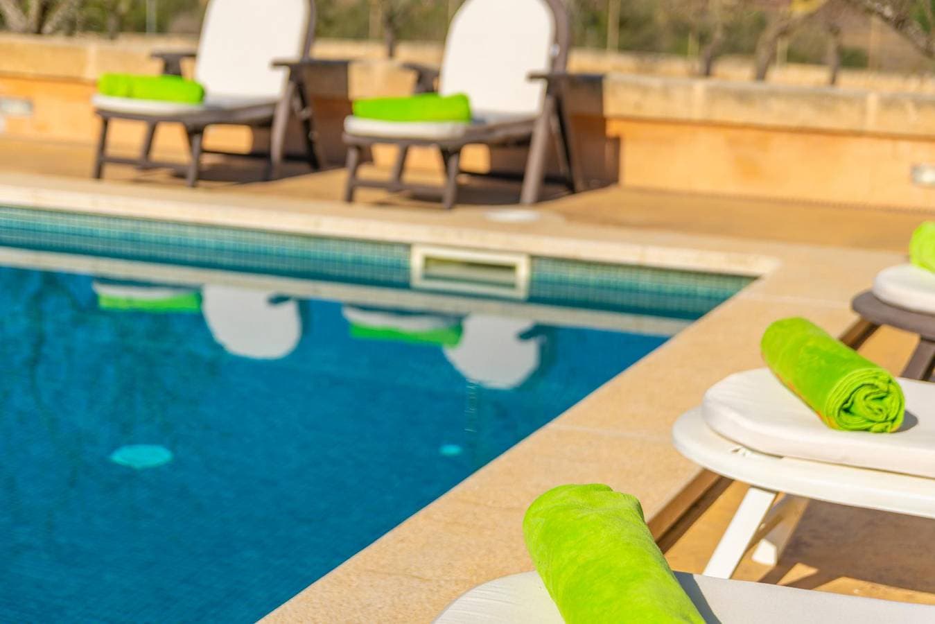Foto 7 von 38: Cas General (Santa Eugenia)- Schöne rustikale Villa mit privatem Salzpool und kostenlosem WLAN