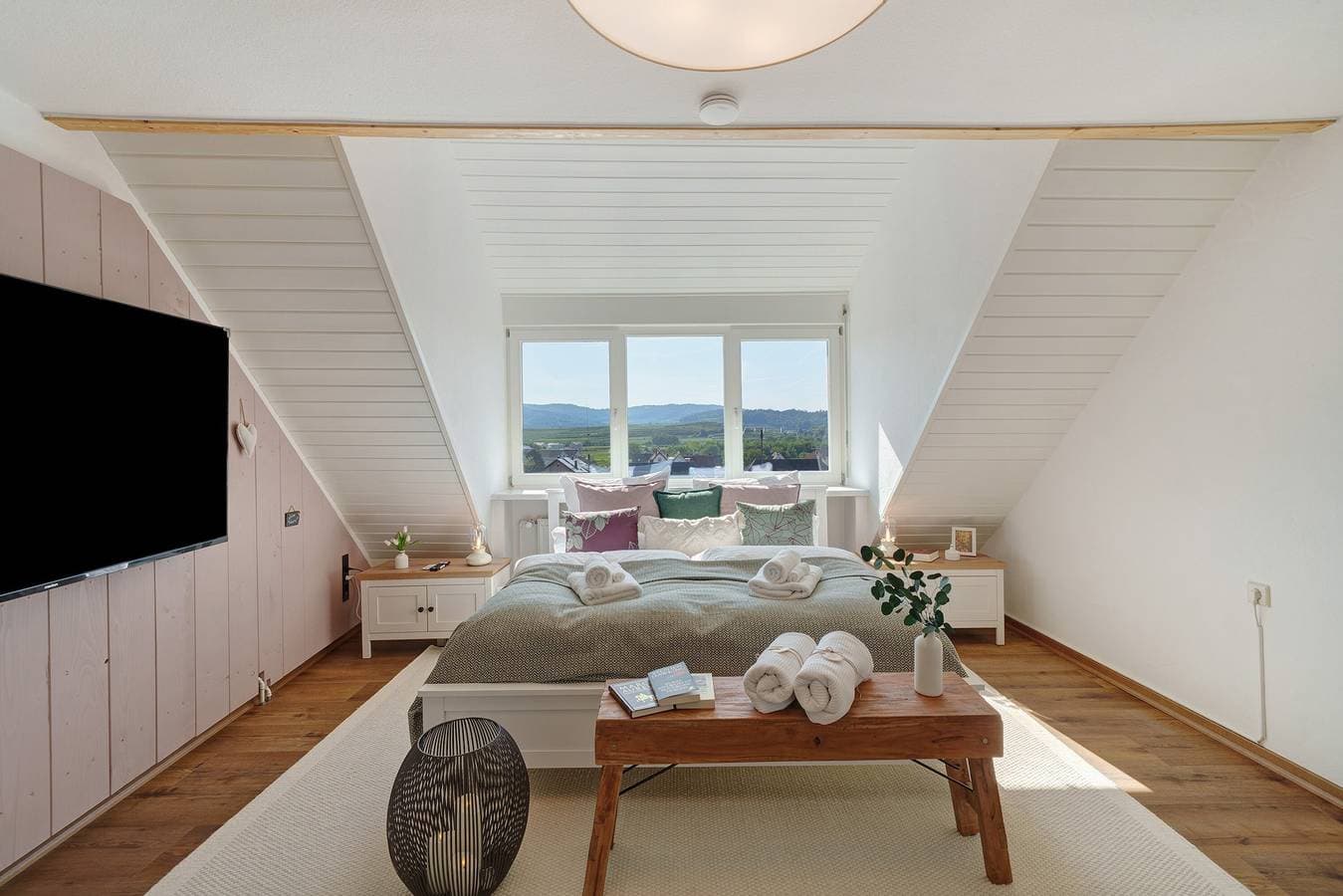Foto 10 von 21: Ferienhaus 'Burkheim' mit Balkon, Wi-Fi und privatem Fitnessraum
