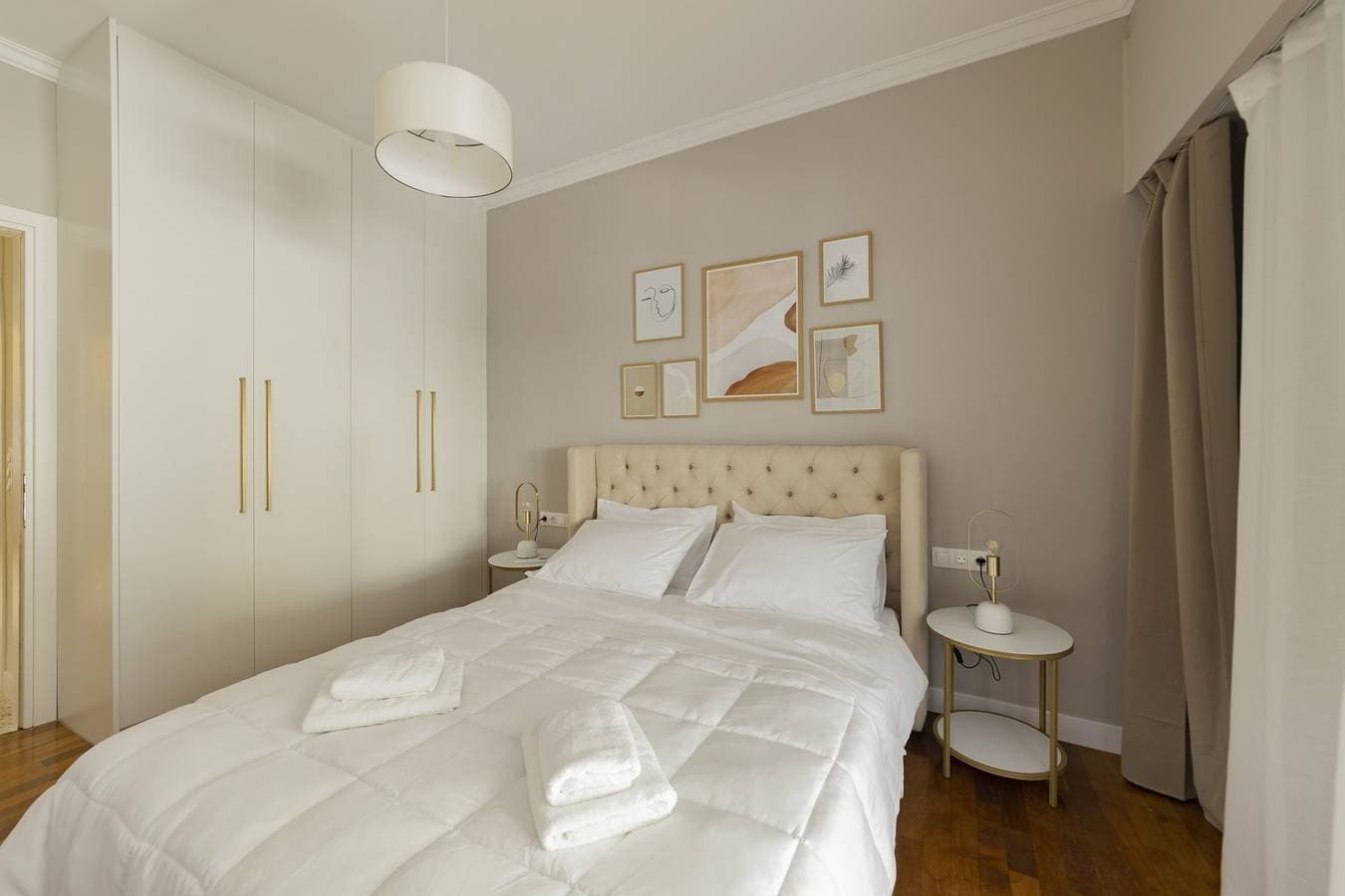Foto 8 von 60: Ferienwohnung für 4 Personen mit Balkon