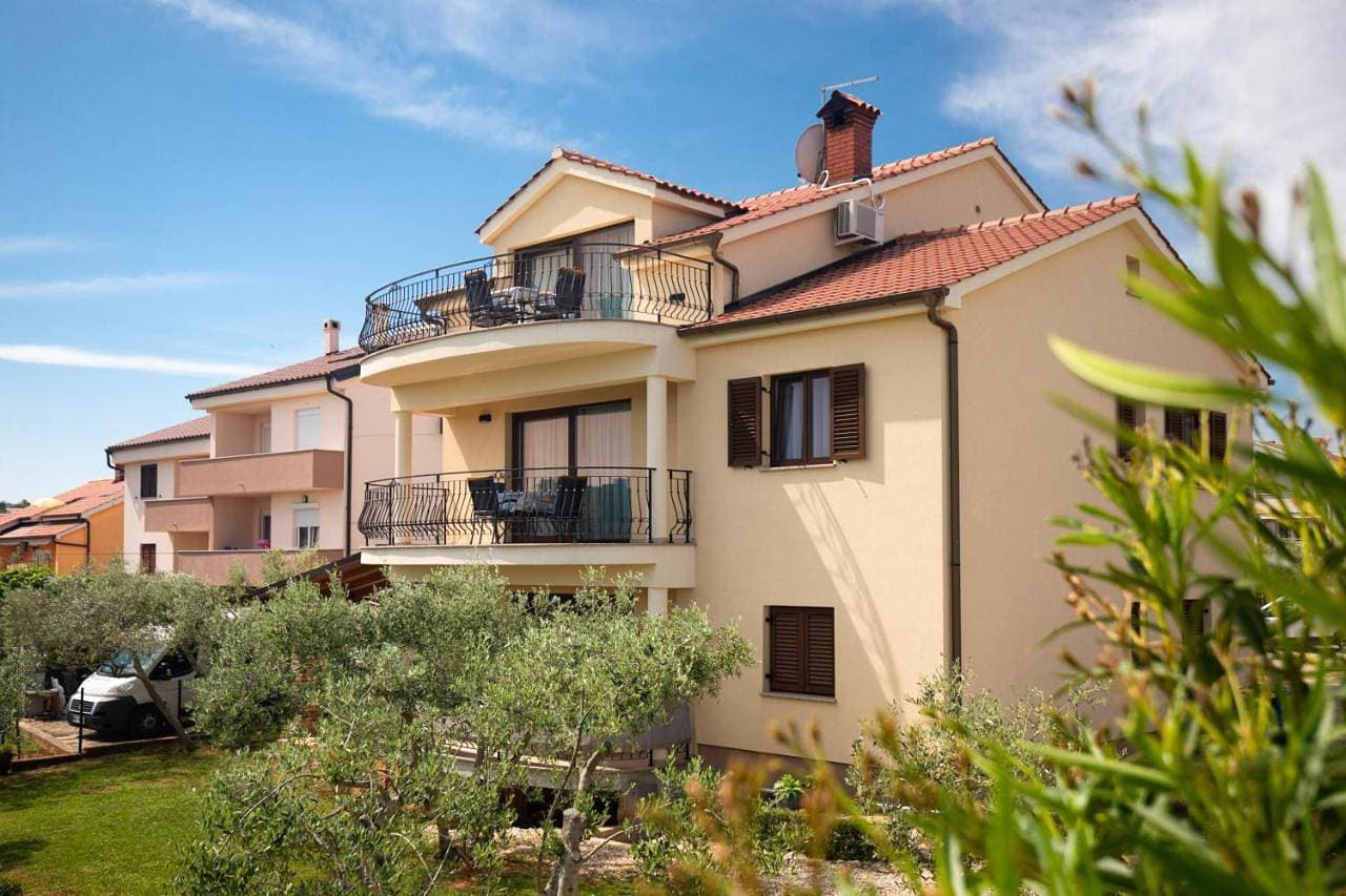 Apartments Otia Seaview 1