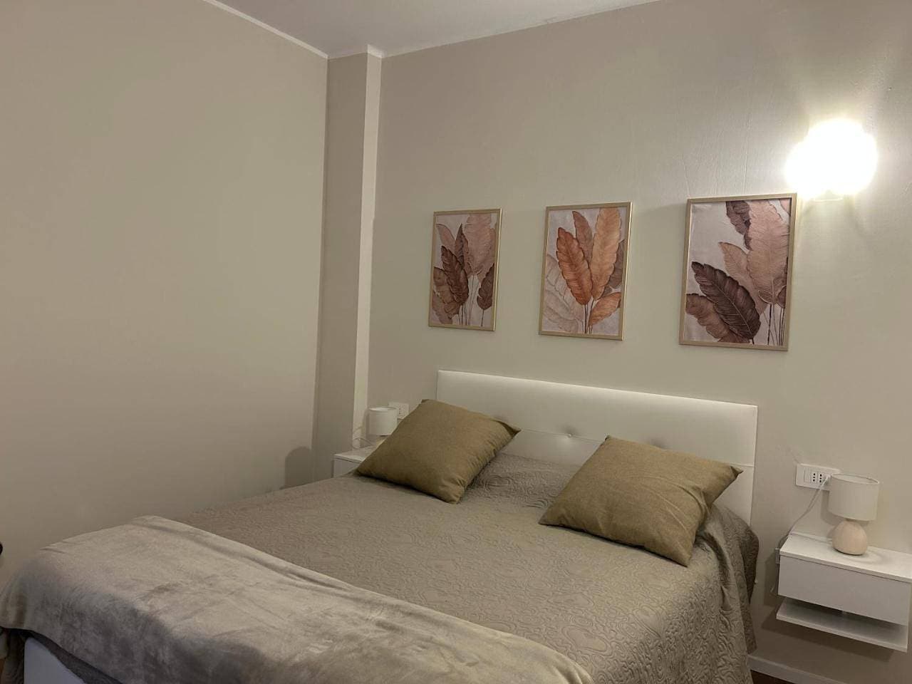 Foto 12 von 16: Double Room with Private Bathroom