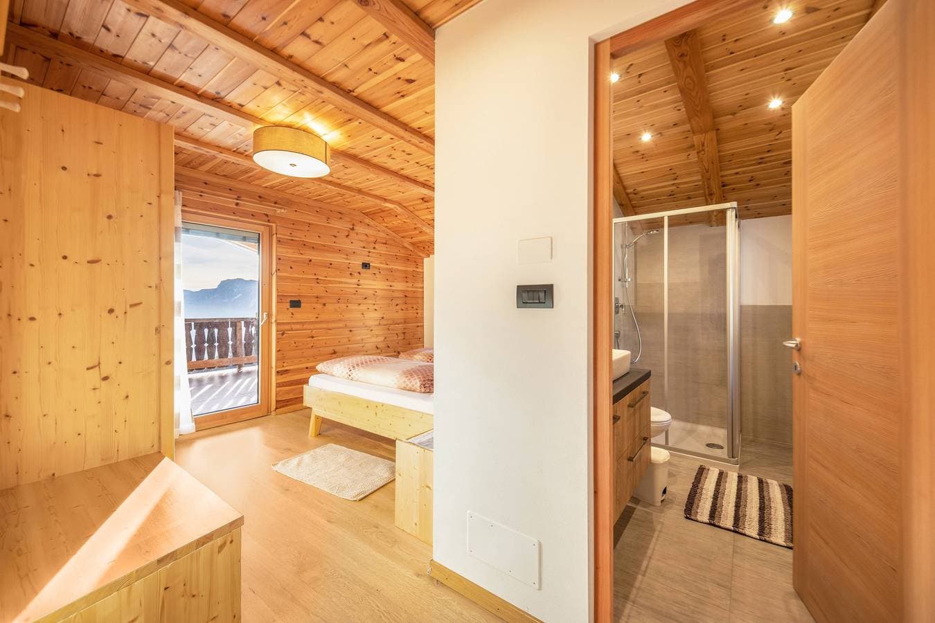 Foto 8 von 30: Ferienwohnung "Malgorerhof Sonja" mit Bergblick, WLAN & Gemeinschaftsgarten