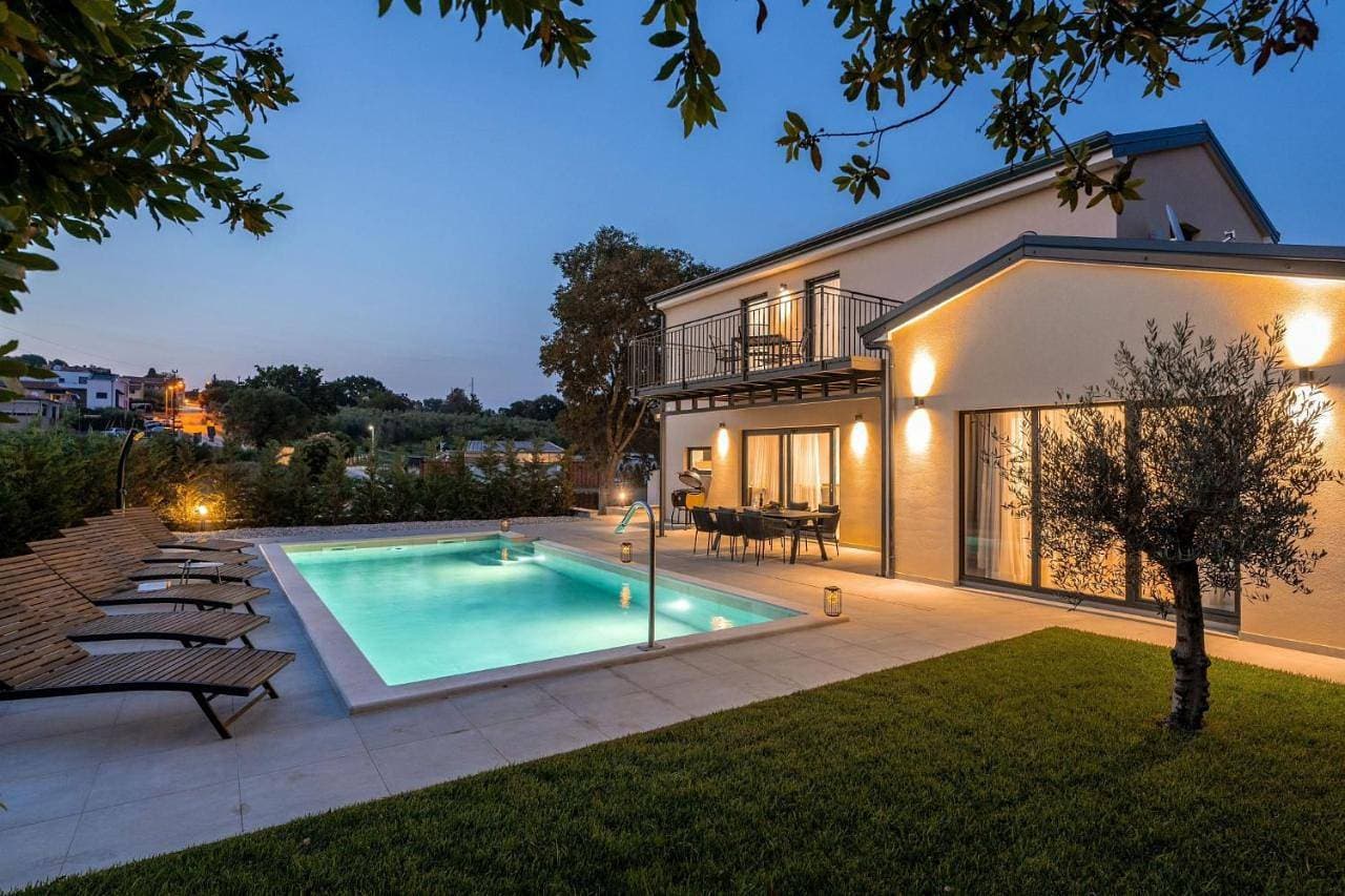 Villa Zara 1