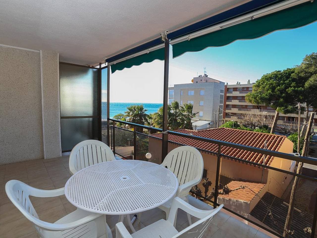 Schickes Apartment in Cambrils, Terrasse & Mediterraner Komfort 1