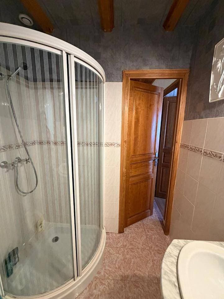 Foto 6 von 23: Two-Bedroom Chalet