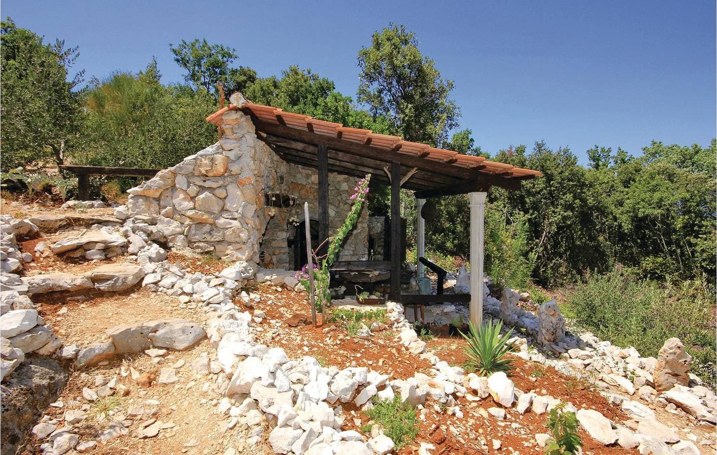 Foto 13 von 43: Gemütliche Ferienwohnung mit Terrasse und Kamin, 2,5 km vom Strand entfernt
