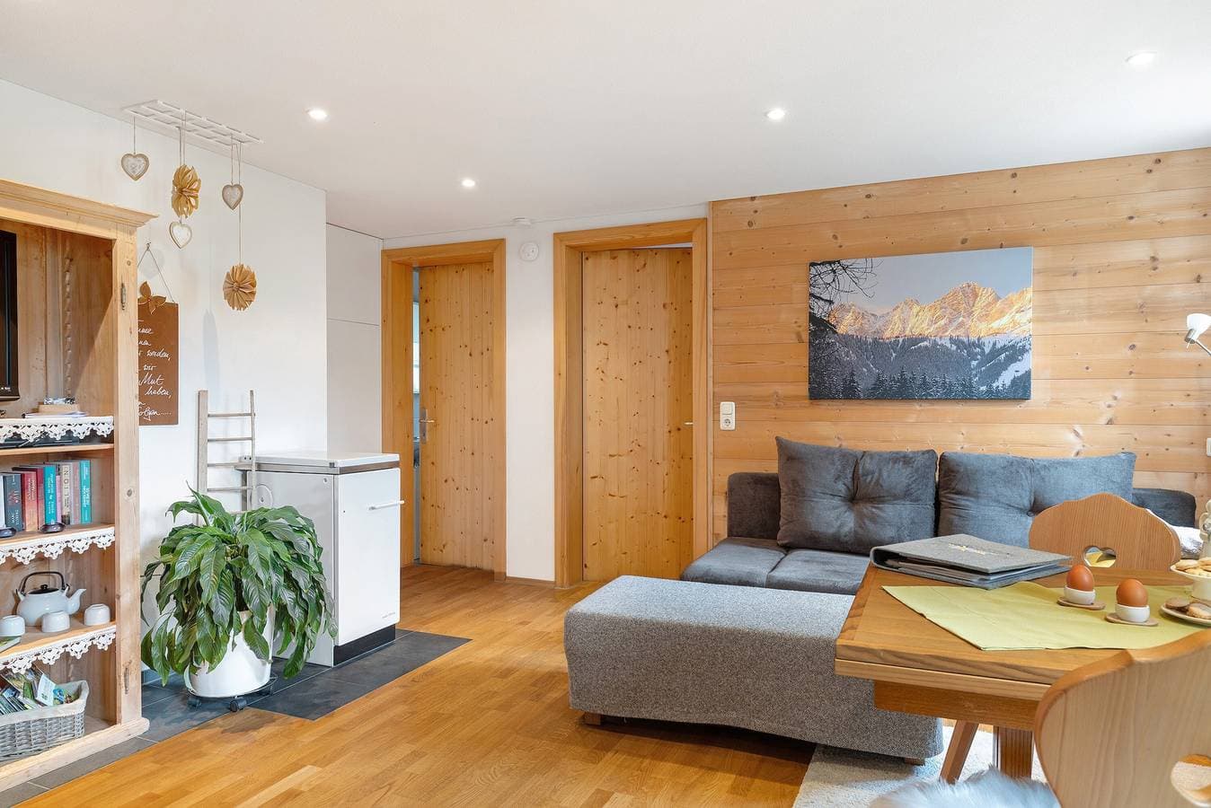 Foto 7 von 25: Ferienwohnung 'Verdandi' mit Bergblick, privater Terrasse und Wi-Fi