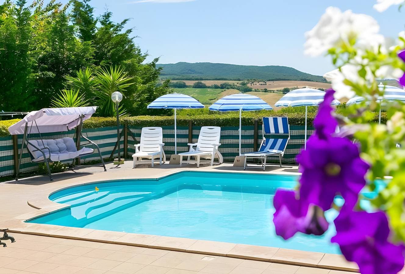 Foto 5 von 33: Zimmer 'Agriturismo Case Nuove - Camera Ste' mit Gemeinschaftspool, WLAN und Klimaanlage