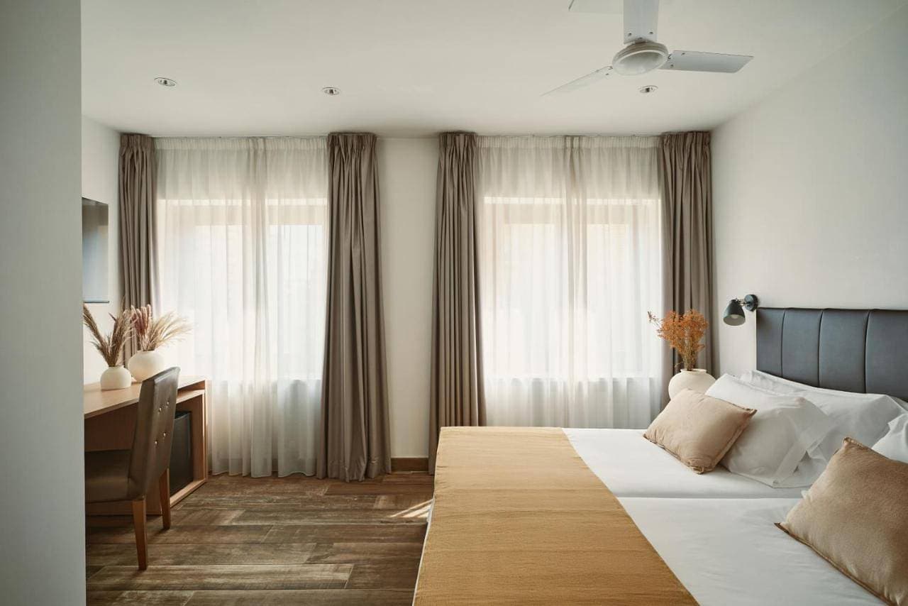 Foto 3 von 8: Non Air-Conditioned Double or Twin Room