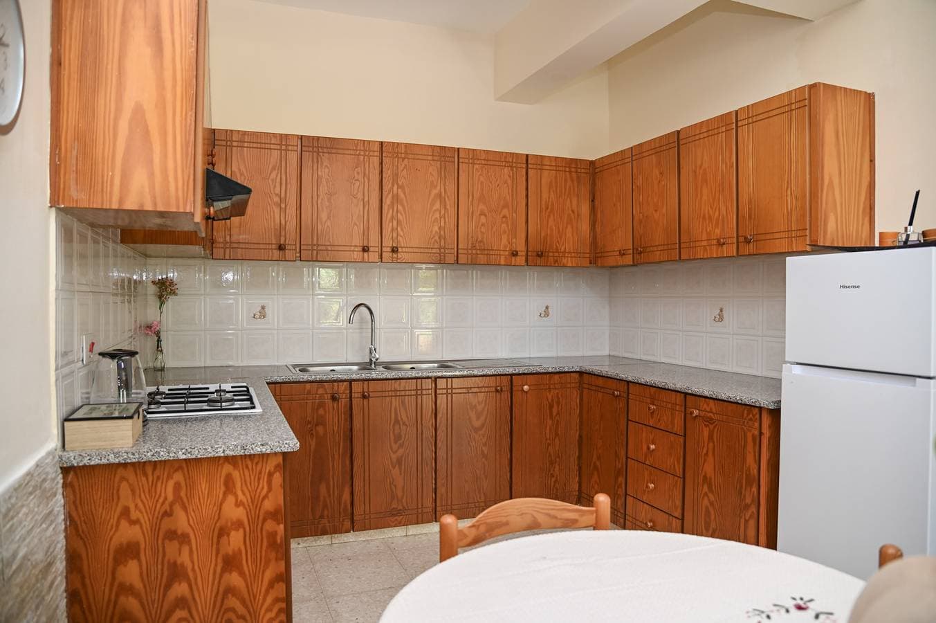 Foto 5 von 35: Kritos Apartments – ein Schlafzimmer